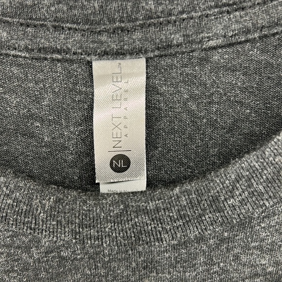 Athletic Black Tee Shirt / minimalist plants design / Crewneck - Picture 5 of 6